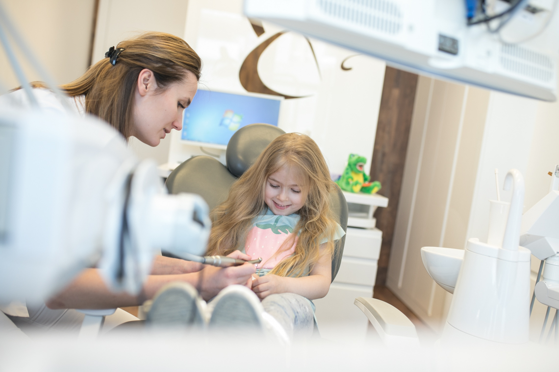 dentysta dla dzieci, zdrowe zęby, dentisal